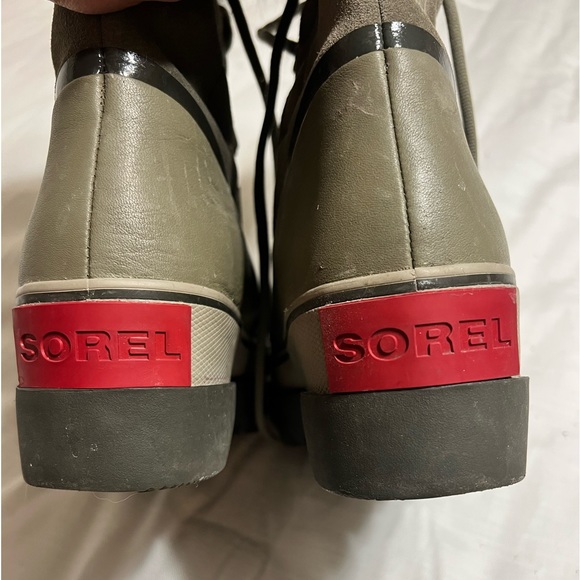 Sorel Boots - Picture 2 of 3